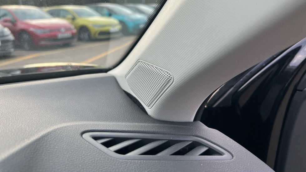 Used Volkswagen T-Roc 2023 for sale - 76526500: Photo 46