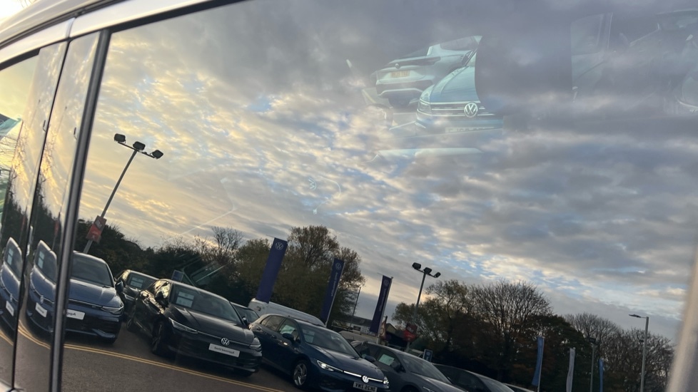 Used Volkswagen T-Roc 2023 for sale - 76526500: Photo 49