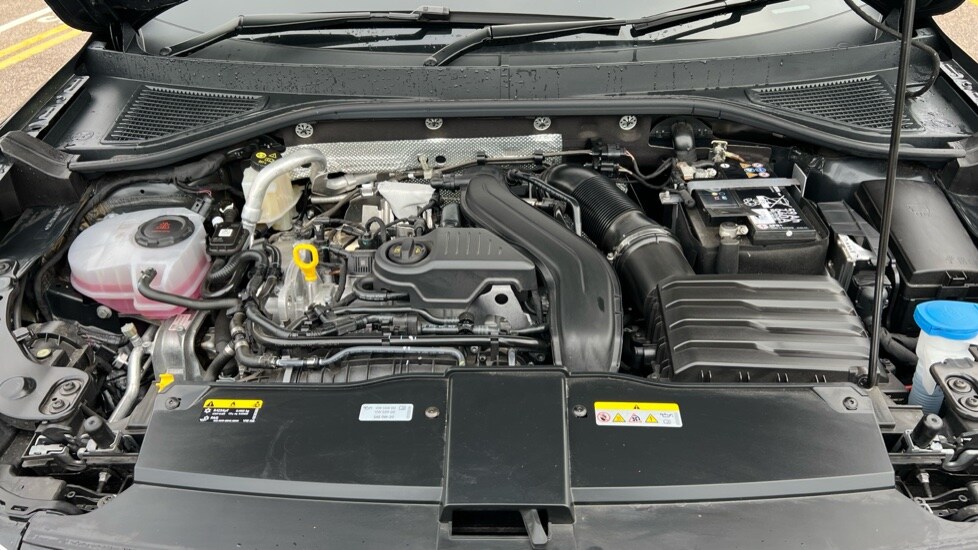 Used Volkswagen T-Roc 2025 for sale - 76873517: Photo 17