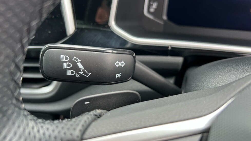 Used Volkswagen T-Roc 2025 for sale - 76873517: Photo 33