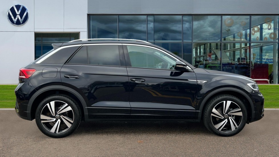 Used Volkswagen T-Roc 2025 for sale - 76873517: Photo 4