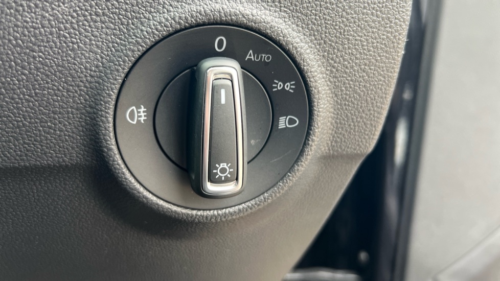 Used Volkswagen T-Roc 2025 for sale - 76873517: Photo 46