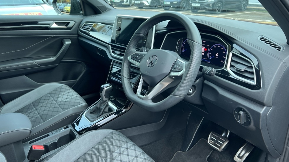 Used Volkswagen T-Roc 2025 for sale - 76873517: Photo 6