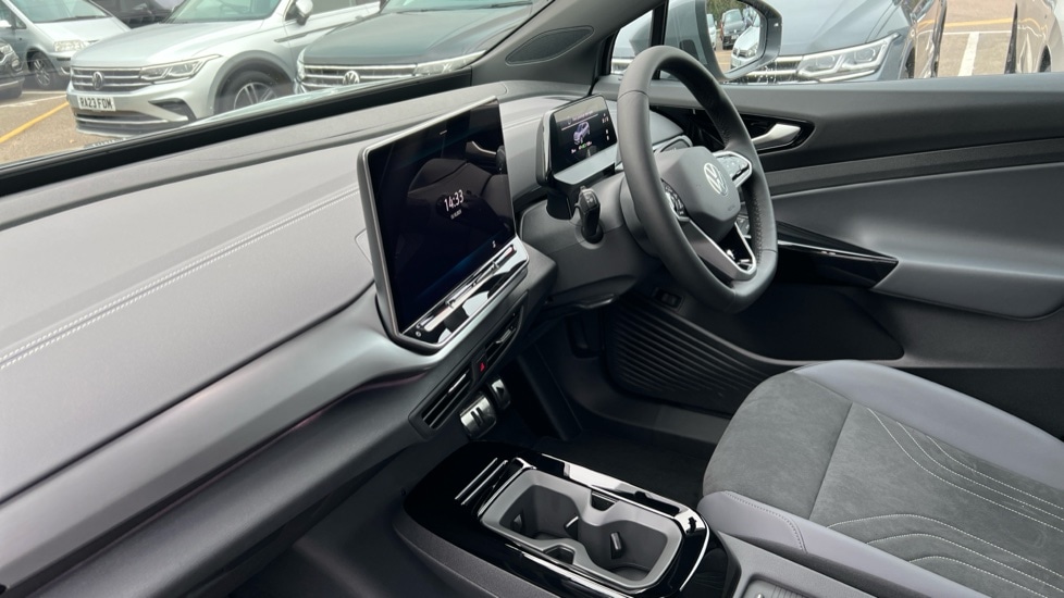 Used Volkswagen ID.4 2025 for sale - 76870300: Photo 2