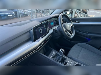 Used Volkswagen Golf 2023 for sale - 76971480: Photo