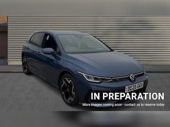 Volkswagen - Golf