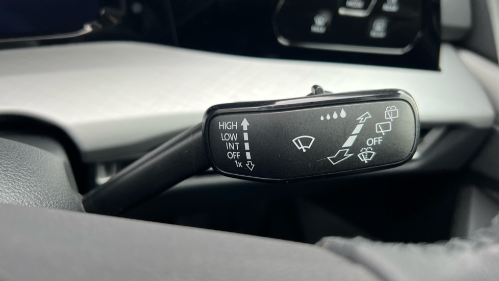 Used Volkswagen Golf 2025 for sale - 76479727: Photo 32