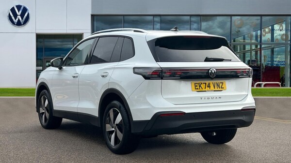 Used Volkswagen Tiguan 2024 for sale - 73715369: Photo 3