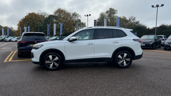 Used Volkswagen Tiguan 2024 for sale - 73715369: Photo 9