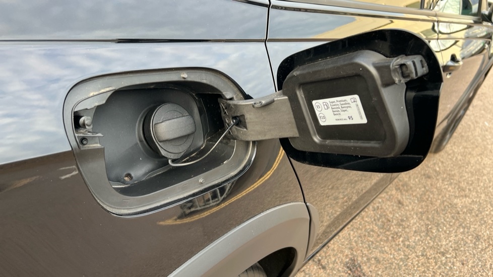 Used Volkswagen Taigo 2025 for sale - 76873840: Photo 29