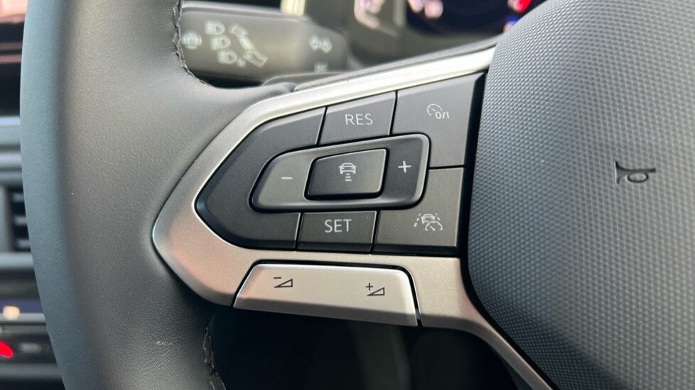 Used Volkswagen Taigo 2025 for sale - 76873840: Photo 31