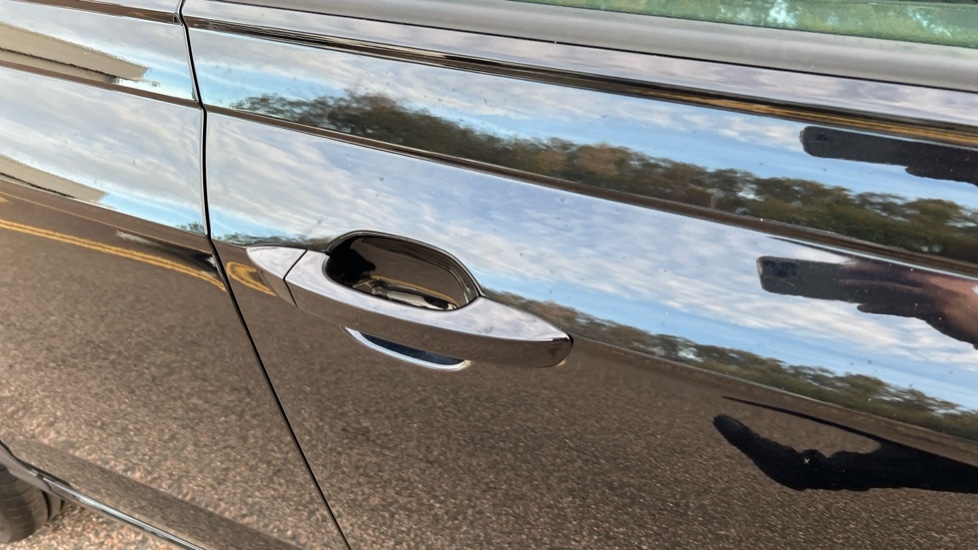 Used Volkswagen Taigo 2025 for sale - 76873840: Photo 43