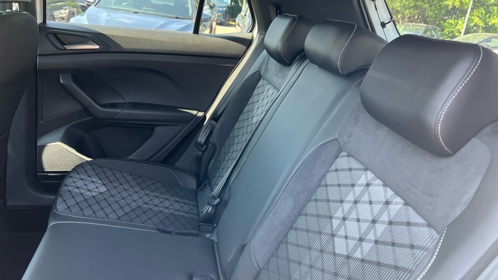 Used Volkswagen T-Cross 2025 for sale - 75860265: Photo 15