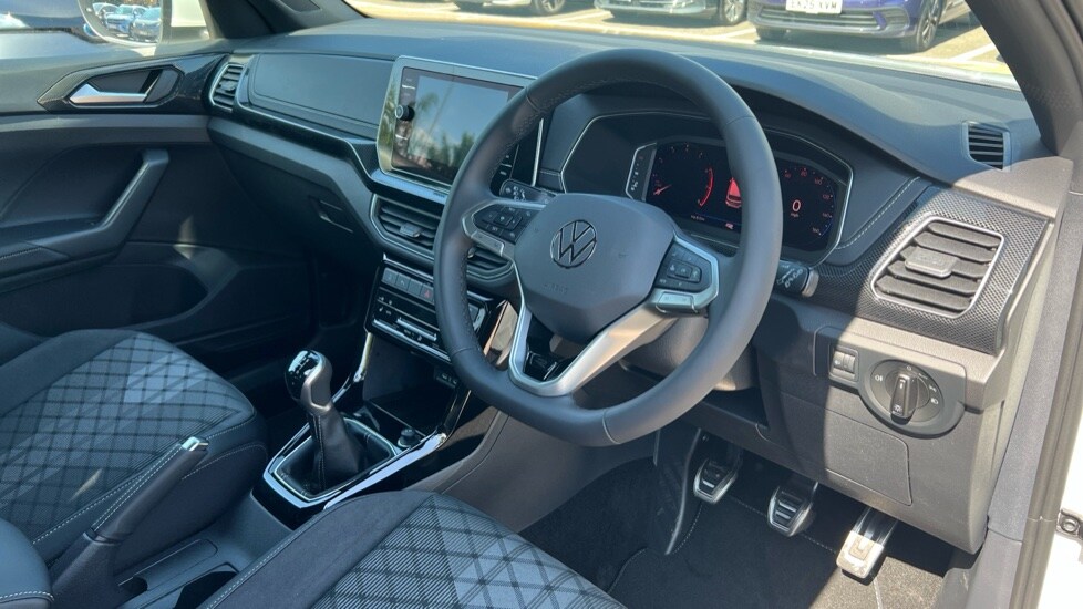 Used Volkswagen T-Cross 2025 for sale - 75860265: Photo 6