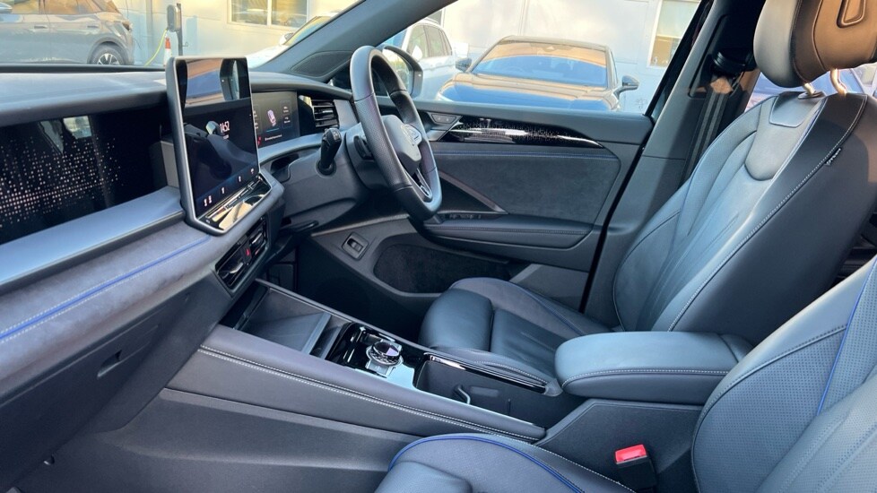 Used Volkswagen Touran 2025 for sale - 77018315: Photo 28