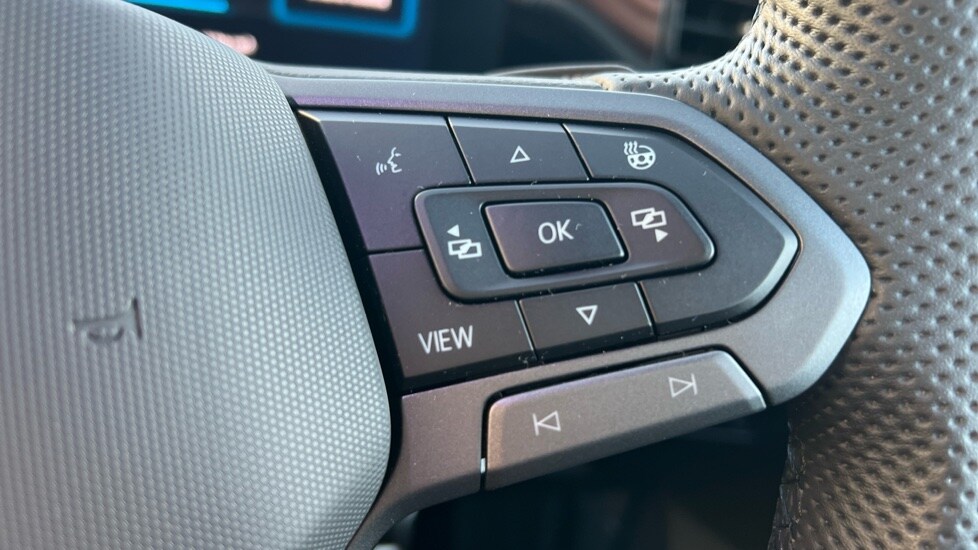 Used Volkswagen Touran 2025 for sale - 77018315: Photo 30