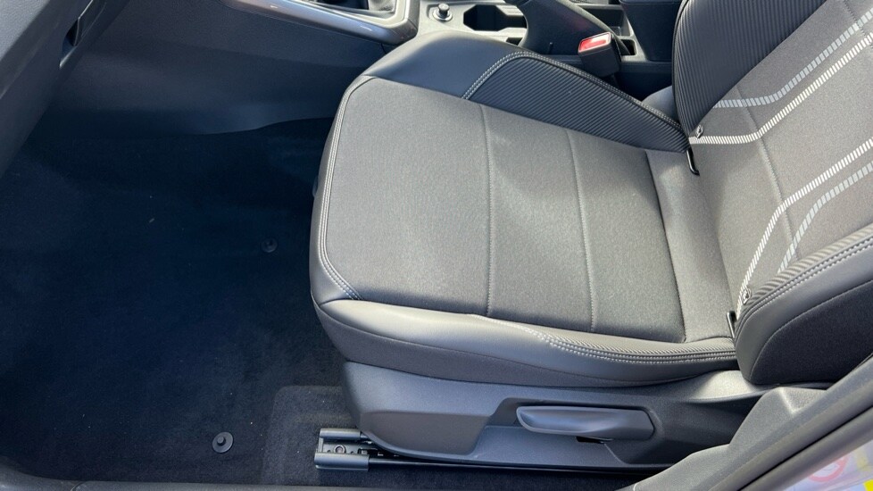 Used Volkswagen Taigo 2025 for sale - 76328195: Photo 39