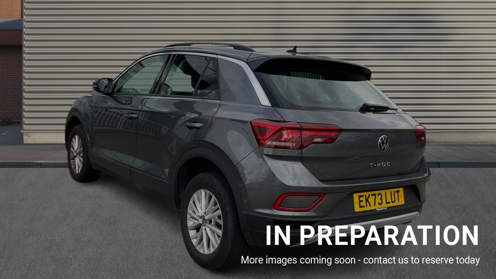 Used Volkswagen T-Roc 2023 for sale - 76475030: Photo 2