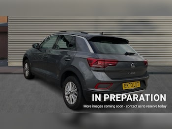 Used Volkswagen T-Roc 2023 for sale - 76475030: Photo