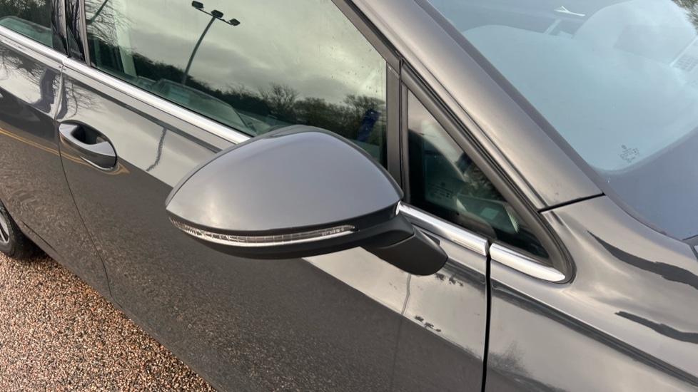 Used Volkswagen Golf 2022 for sale - 77050915: Photo 42