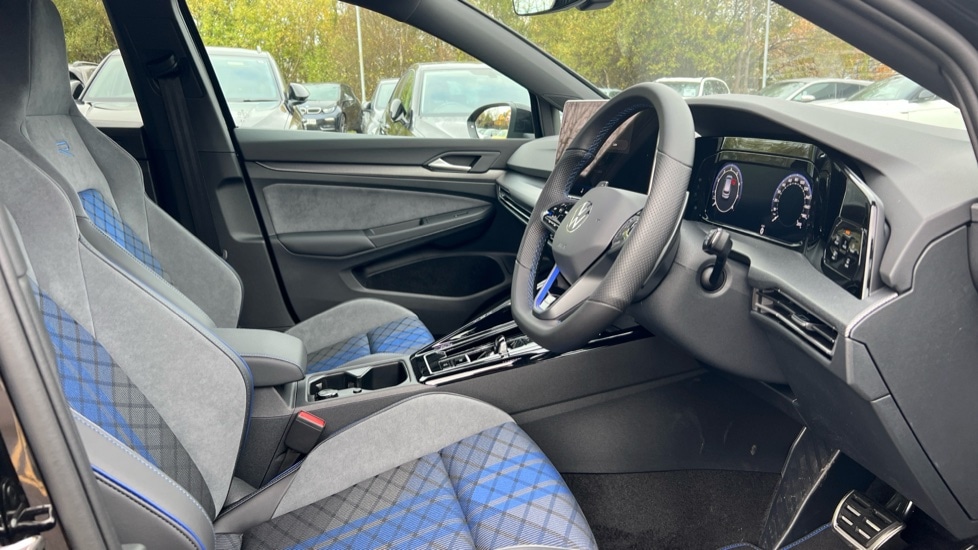 Used Volkswagen Golf 2025 for sale - 76873606: Photo 26