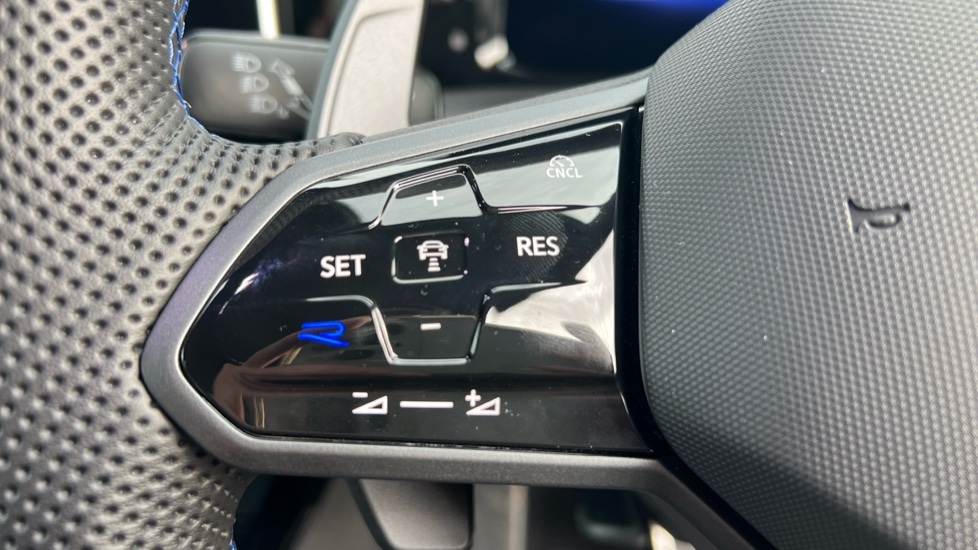 Used Volkswagen Golf 2025 for sale - 76873606: Photo 31