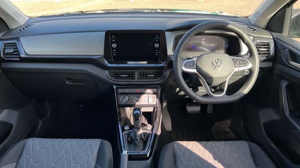 Used Volkswagen T-Cross 2025 for sale - 76870279: Photo 12