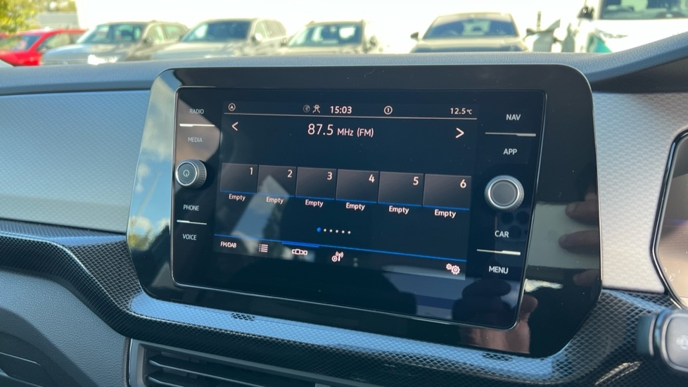 Used Volkswagen T-Cross 2025 for sale - 76870279: Photo 25