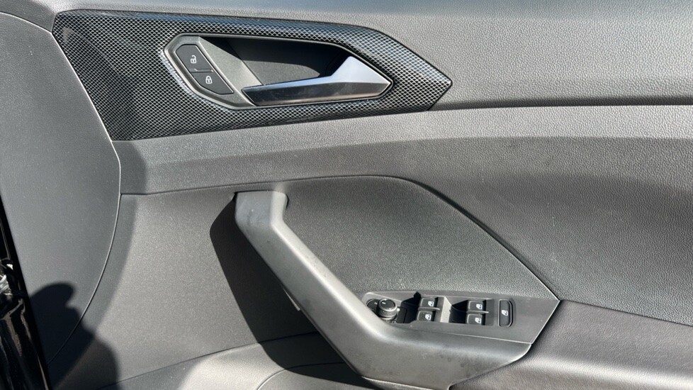 Used Volkswagen T-Cross 2025 for sale - 76870279: Photo 37