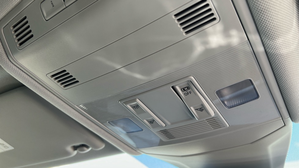 Used Volkswagen T-Cross 2025 for sale - 76870279: Photo 38