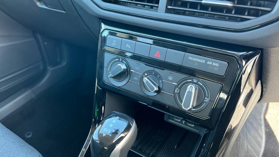 Used Volkswagen T-Cross 2025 for sale - 76870279: Photo 47