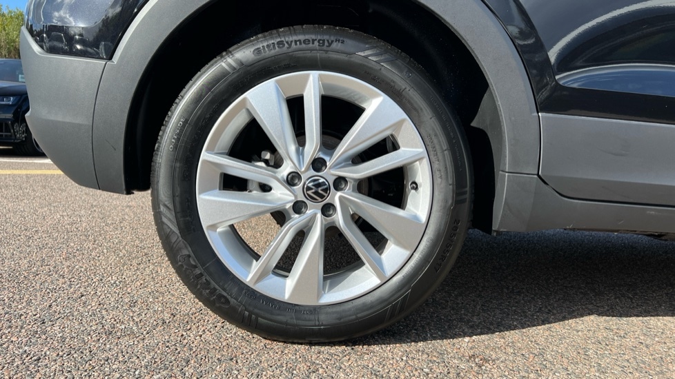 Used Volkswagen T-Cross 2025 for sale - 76870279: Photo 5