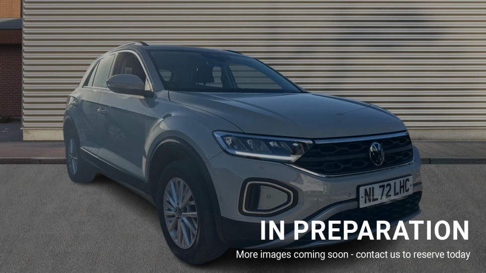 Used Volkswagen T-Roc 2022 for sale - 76375545: Photo 1