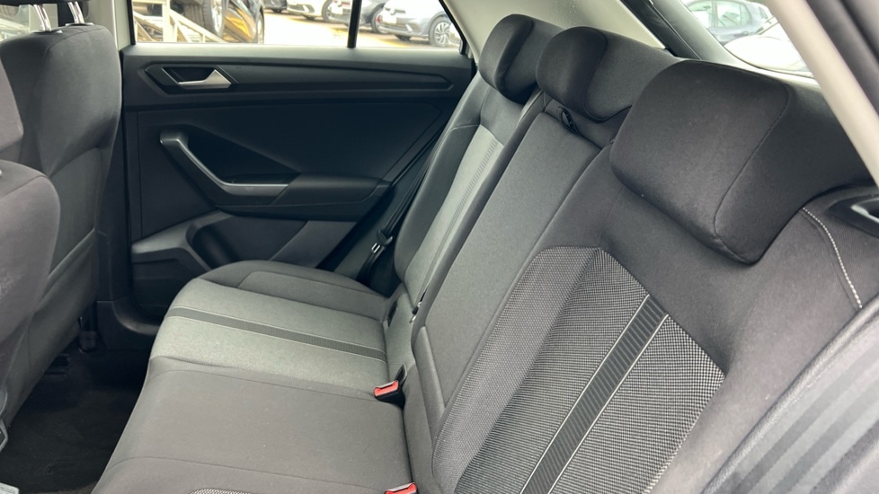 Used Volkswagen T-Roc 2022 for sale - 76869524: Photo 15