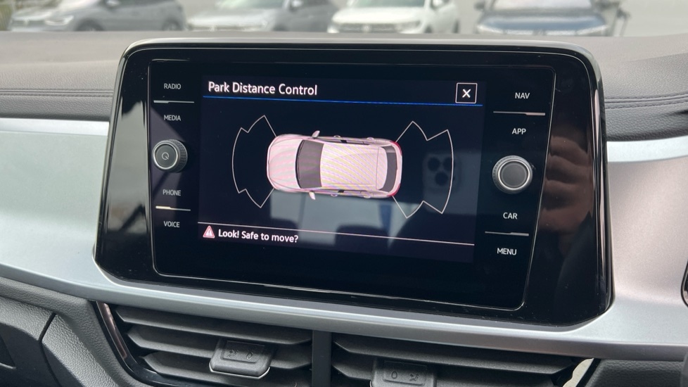 Used Volkswagen T-Roc 2022 for sale - 76869524: Photo 22