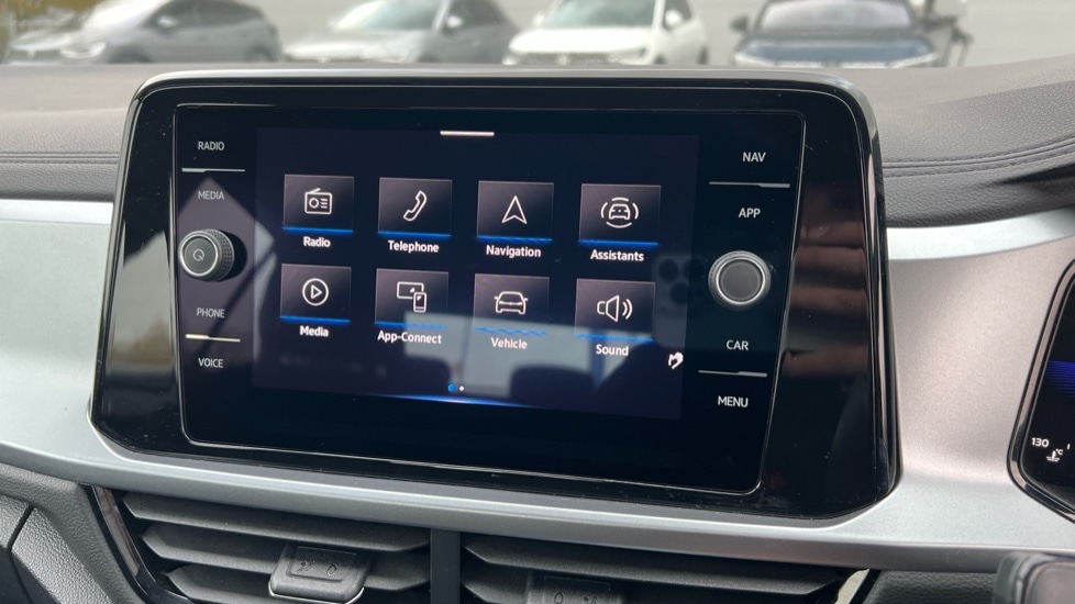 Used Volkswagen T-Roc 2022 for sale - 76869524: Photo 24