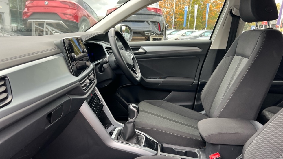 Used Volkswagen T-Roc 2022 for sale - 76869524: Photo 28