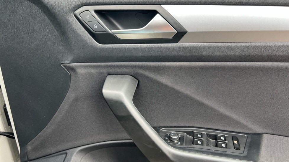 Used Volkswagen T-Roc 2022 for sale - 76869524: Photo 37