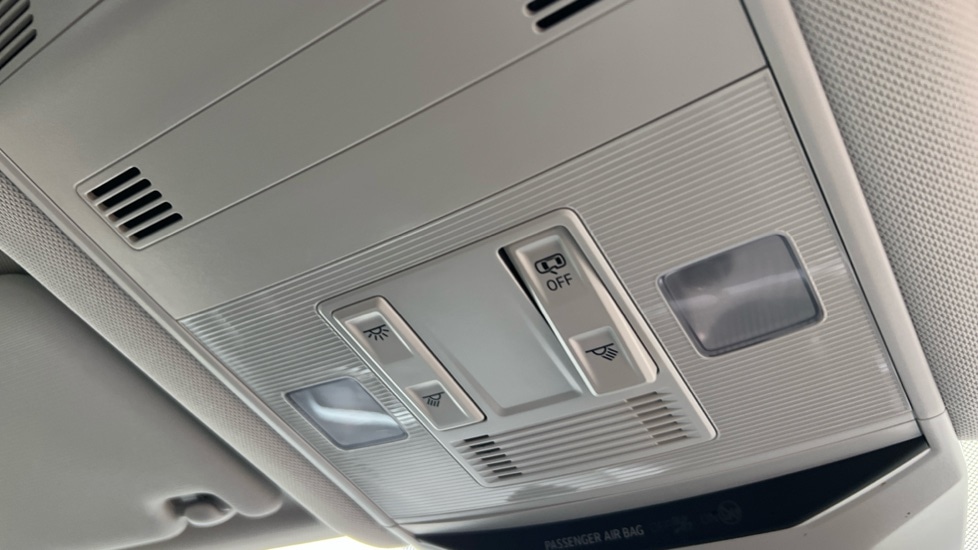 Used Volkswagen T-Roc 2022 for sale - 76869524: Photo 38