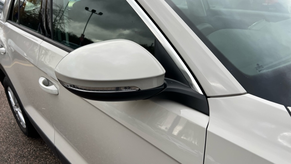 Used Volkswagen T-Roc 2022 for sale - 76869524: Photo 42