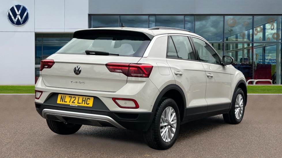 Used Volkswagen T-Roc 2022 for sale - 76869524: Photo 8