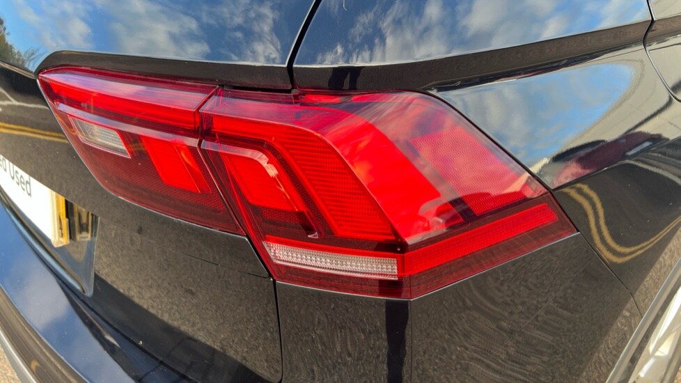 Used Volkswagen Tiguan 2022 for sale - 76609593: Photo 41