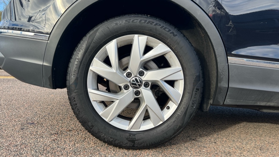Used Volkswagen Tiguan 2022 for sale - 76609593: Photo 5
