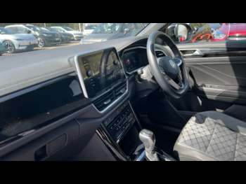 Used Volkswagen T-Roc 2024 for sale - 75159847: Photo