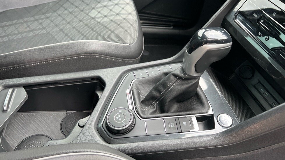 Used Volkswagen Tiguan 2023 for sale - 76217098: Photo 35