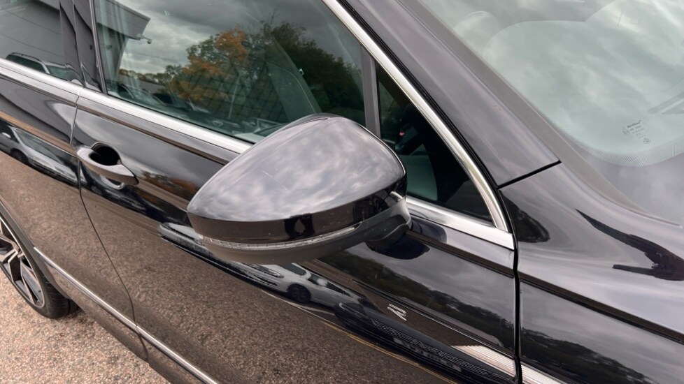 Used Volkswagen Tiguan 2023 for sale - 76217098: Photo 42