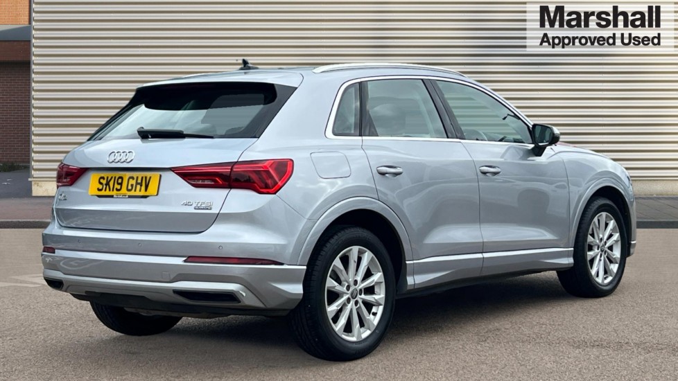 Used Audi Q3 2019 for sale - 76154741: Photo 3