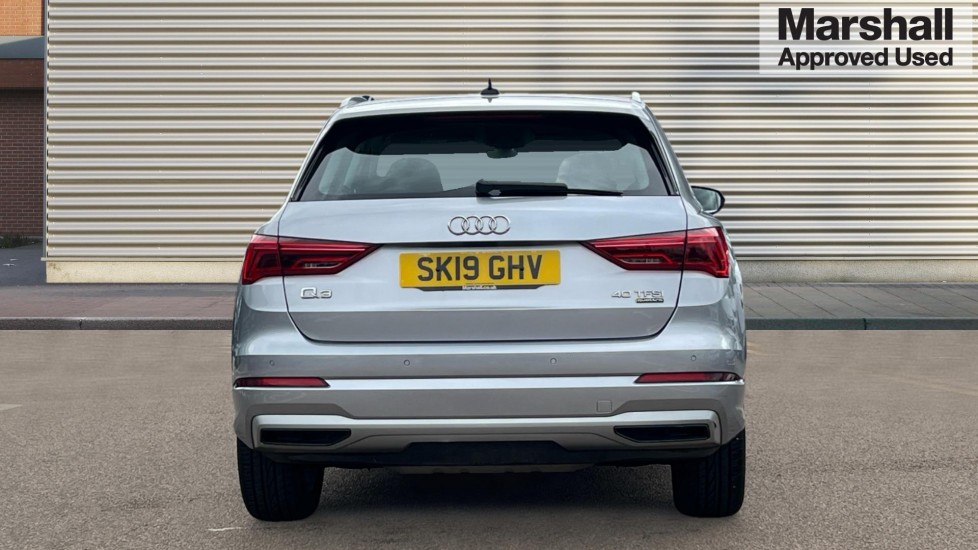 Used Audi Q3 2019 for sale - 76154741: Photo 4