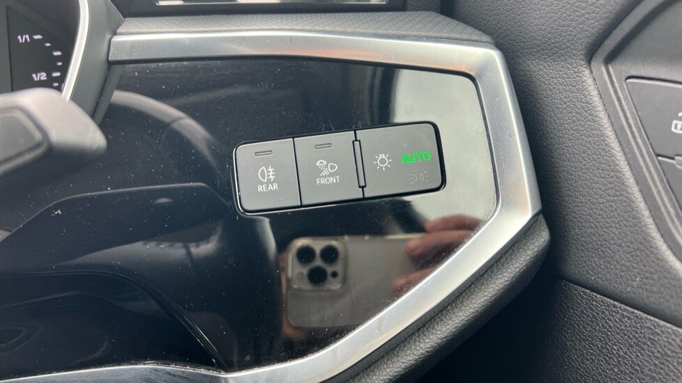 Used Audi Q3 2019 for sale - 76154741: Photo 41