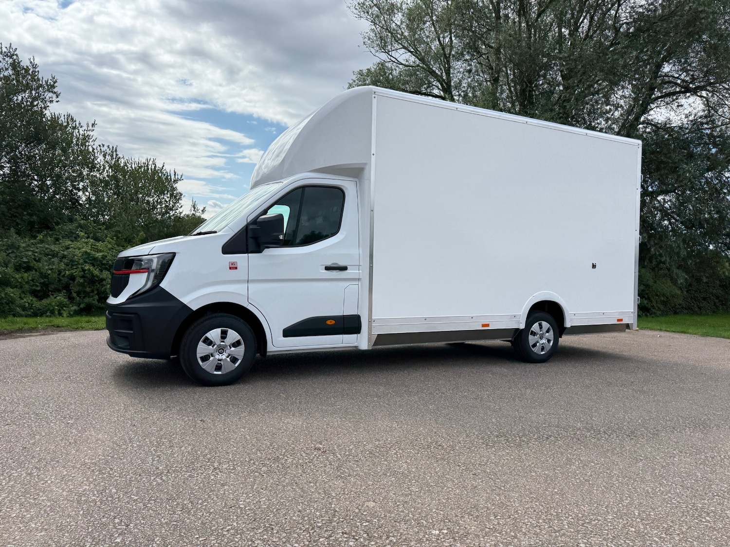 Used Renault Master for sale - 76392511: Photo 2